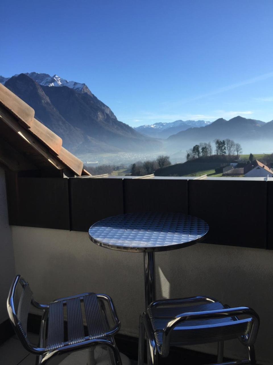 Hotel Bz Sunnahof Oberschan Exterior photo